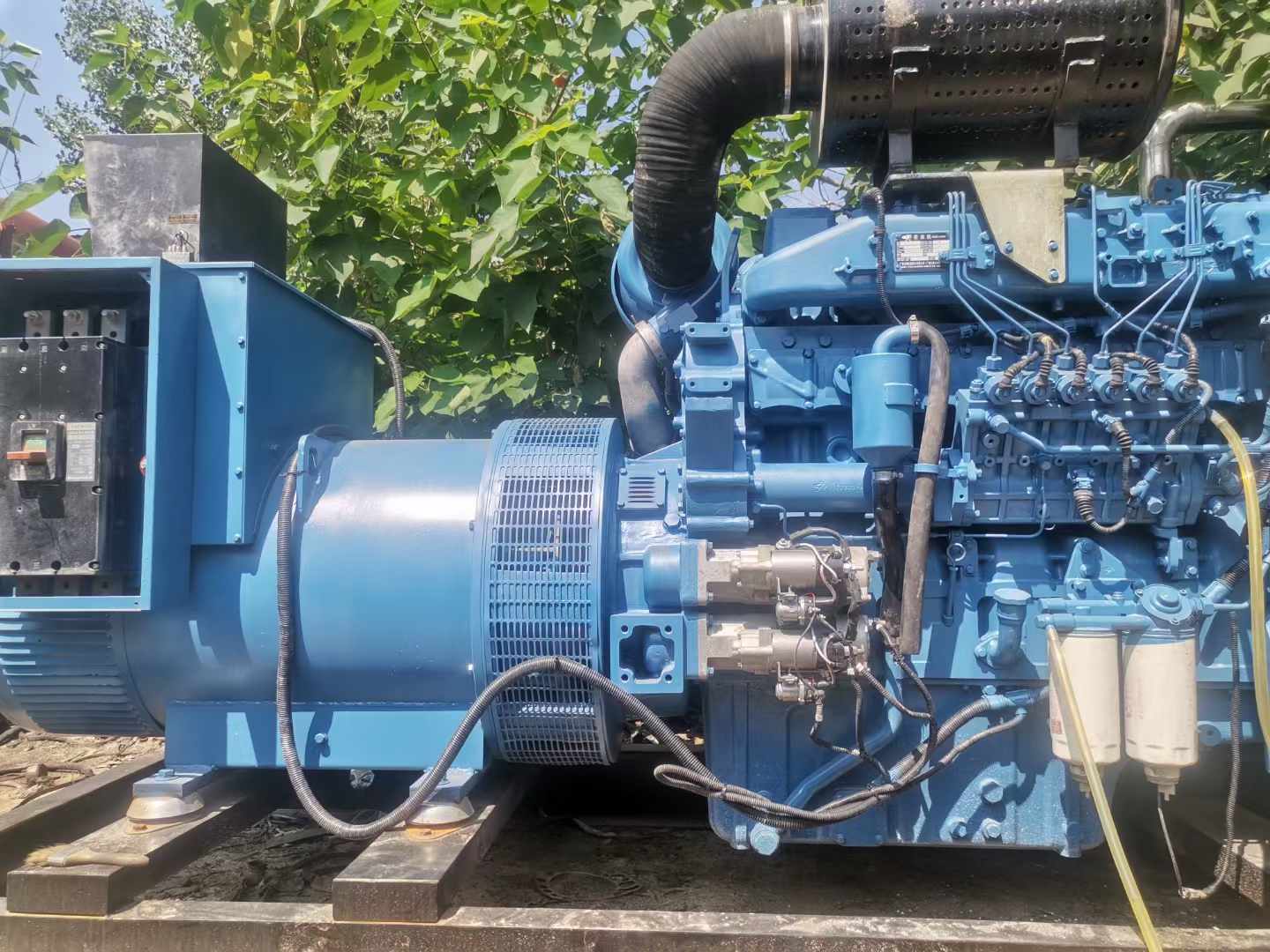 德江详细说明降低 800kW 柴油发电机输出电流波动的方法