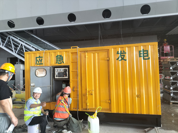 德江怎样判断空气滤清器是否需要更换？